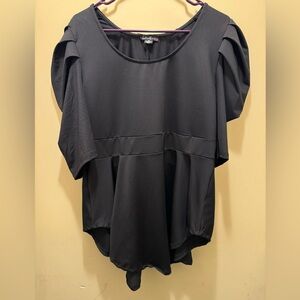 ***Pre-Loved*** Black Peplum Short Sleeve Shirt Size 2X